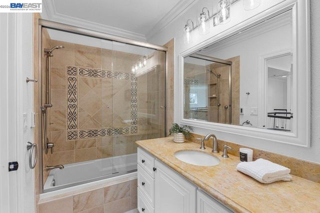 16 Ardendale Ct, Alamo, CA 94507