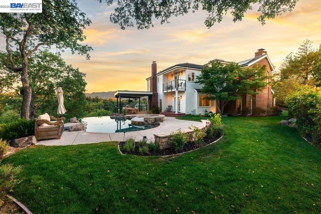 16 Ardendale Ct, Alamo, CA 94507
