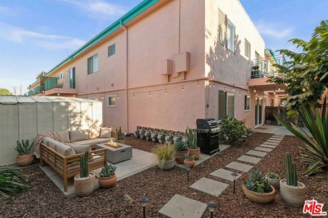 7825 W Manchester Avenue 1, Playa Del Rey (los Angeles), CA 90293