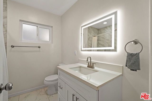 7825 W Manchester Avenue 1, Playa Del Rey (los Angeles), CA 90293