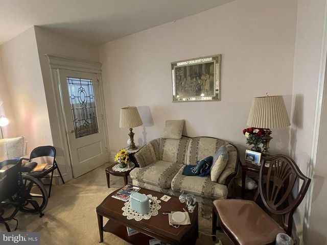 5824 CATHARINE ST, Philadelphia, PA 19143