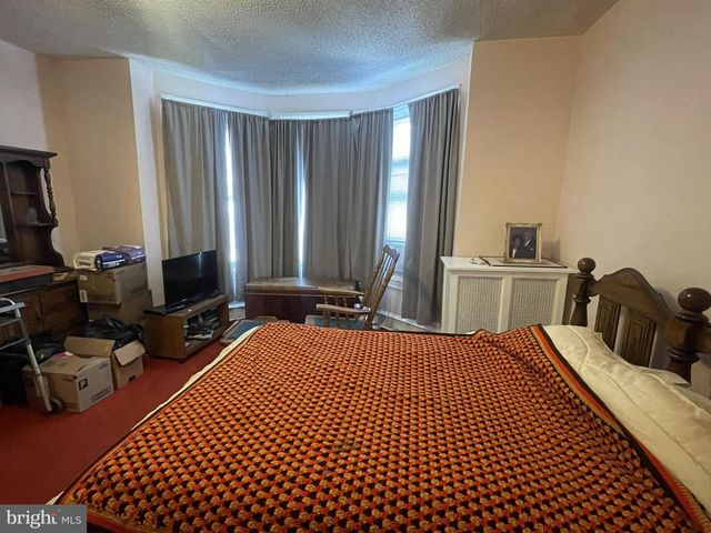 5824 CATHARINE ST, Philadelphia, PA 19143