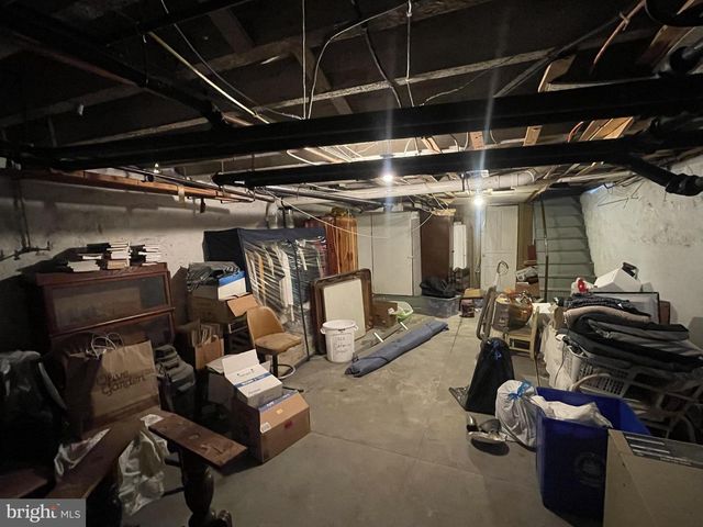 5824 CATHARINE ST, Philadelphia, PA 19143