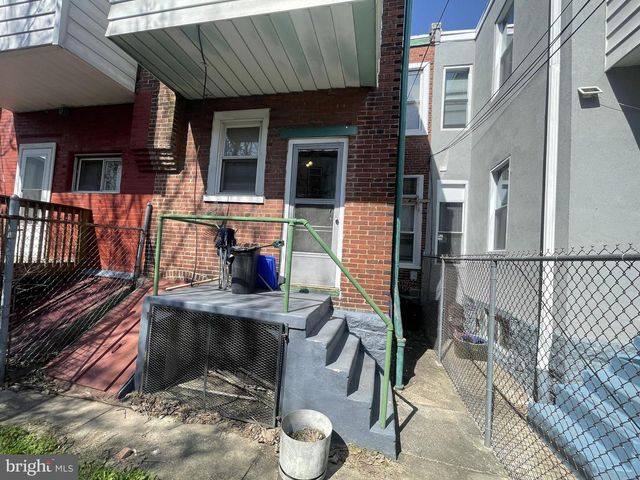 5824 CATHARINE ST, Philadelphia, PA 19143