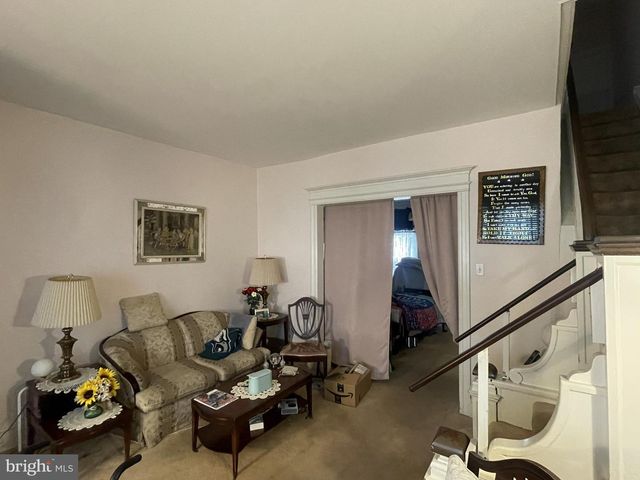 5824 CATHARINE ST, Philadelphia, PA 19143