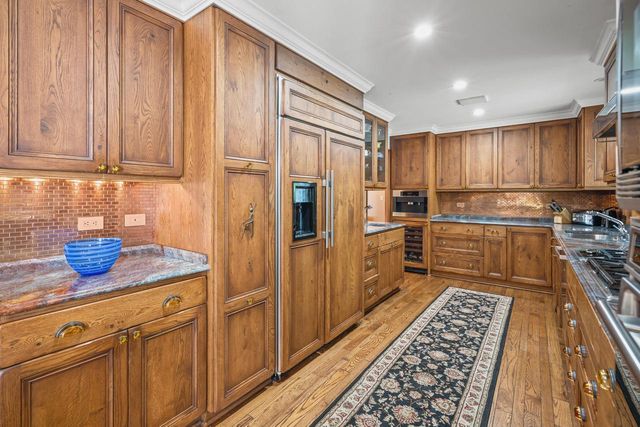 1030 W Ravine LANE, Bayside, WI 53217