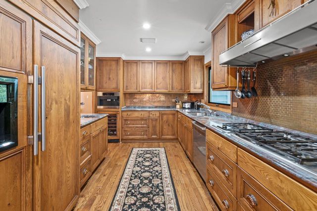 1030 W Ravine LANE, Bayside, WI 53217