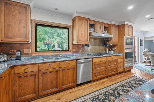1030 W Ravine LANE, Bayside, WI 53217
