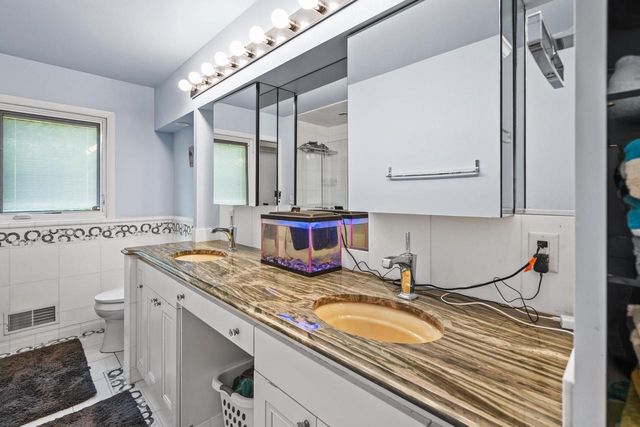 1030 W Ravine LANE, Bayside, WI 53217