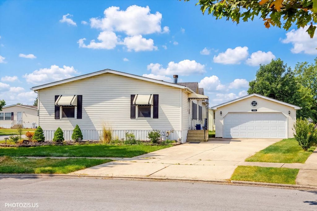 386 BUTTERCUP Lane, Matteson, IL 60443 — exterior