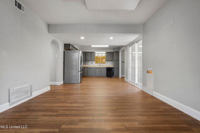 2108 Bacot Drive, Gautier, MS 39553