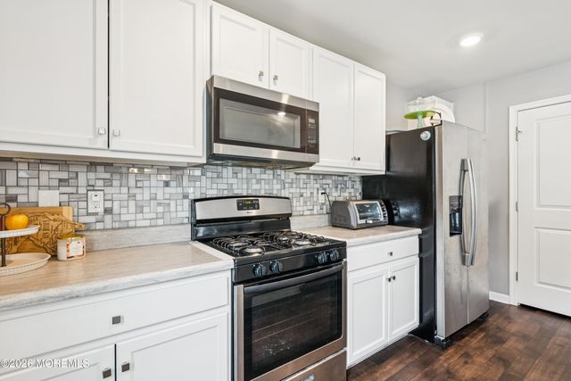 5 Eisenhower Drive, Bridgeton, NJ 08302