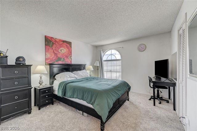 3150 Soft Breezes Drive 2040, Las Vegas, NV 89128