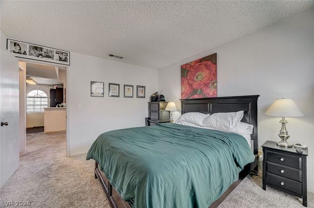 3150 Soft Breezes Drive 2040, Las Vegas, NV 89128