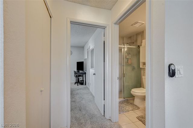 3150 Soft Breezes Drive 2040, Las Vegas, NV 89128