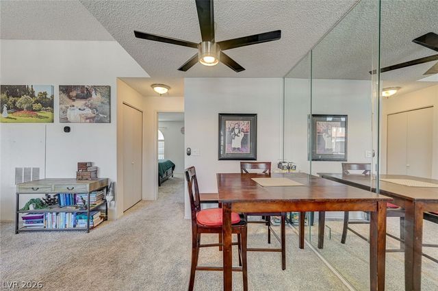 3150 Soft Breezes Drive 2040, Las Vegas, NV 89128