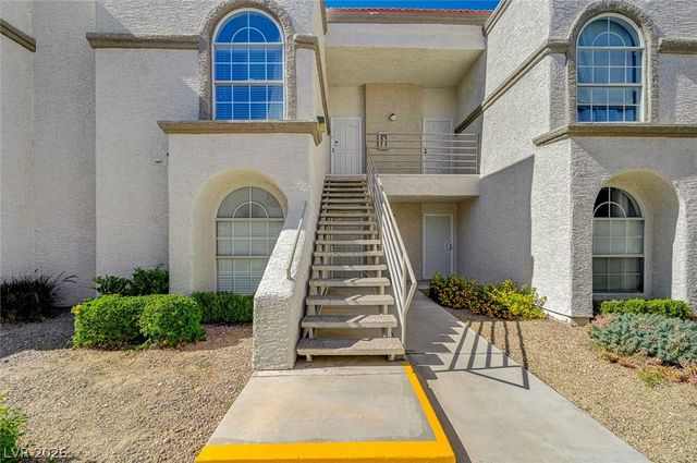 3150 Soft Breezes Drive 2040, Las Vegas, NV 89128