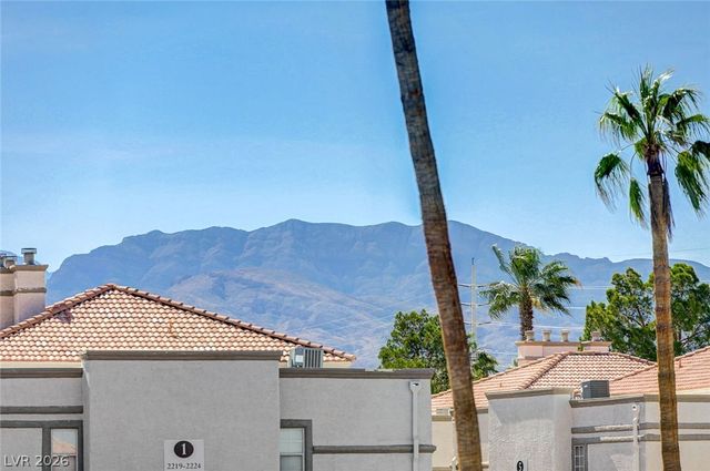 3150 Soft Breezes Drive 2040, Las Vegas, NV 89128