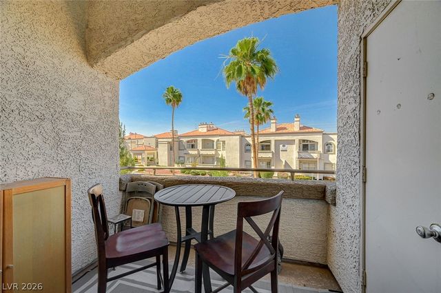3150 Soft Breezes Drive 2040, Las Vegas, NV 89128