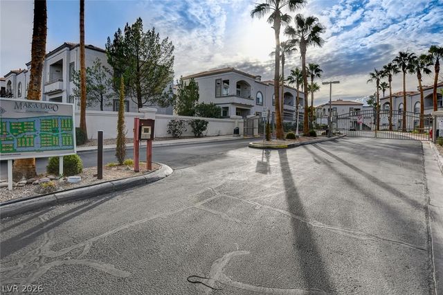 3150 Soft Breezes Drive 2040, Las Vegas, NV 89128