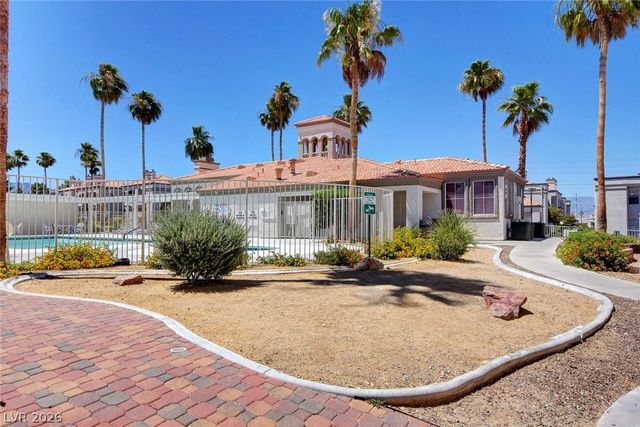 3150 Soft Breezes Drive 2040, Las Vegas, NV 89128