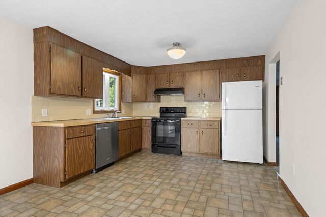 80 Kilby St, Woburn, MA 01801
