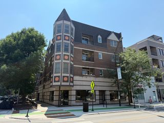 2301 W Belmont Avenue 1, Chicago, IL 60618