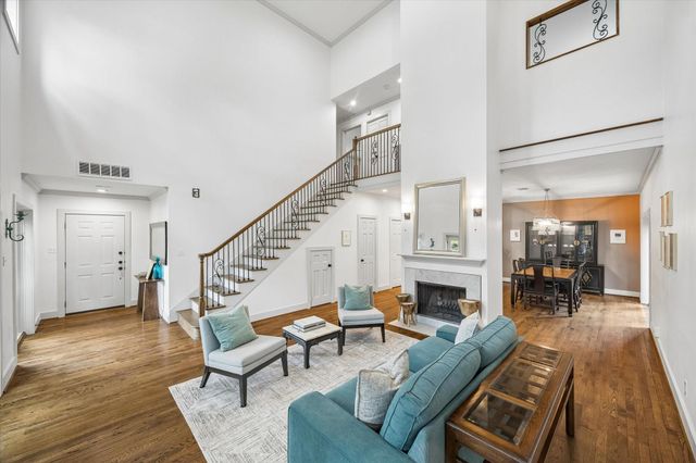 6013 Inwood Drive A, Houston, TX 77057