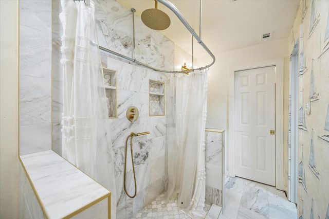 6013 Inwood Drive A, Houston, TX 77057