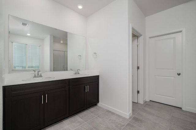 1300 Bastion Ave, Galt, CA 95632