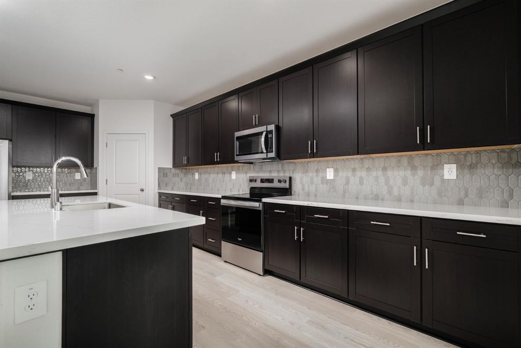 1300 Bastion Ave, Galt, CA 95632