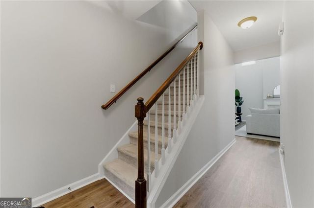 1142 Lake Point Way, Suwanee, GA 30024