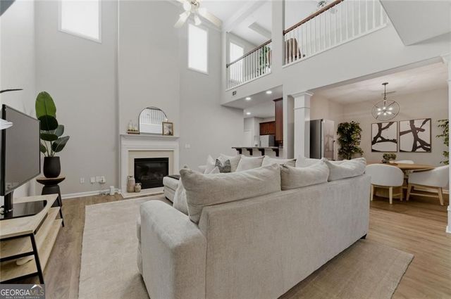 1142 Lake Point Way, Suwanee, GA 30024