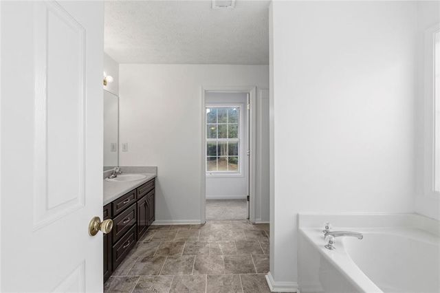 285 Chestnut Drive, Covington, GA 30016