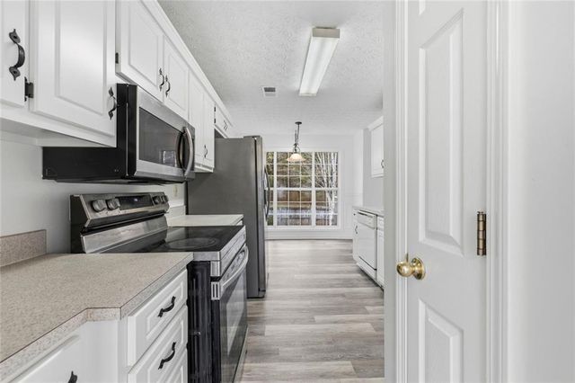 285 Chestnut Drive, Covington, GA 30016