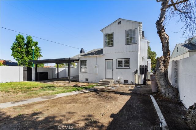 2131 1st, Bakersfield, CA 93304