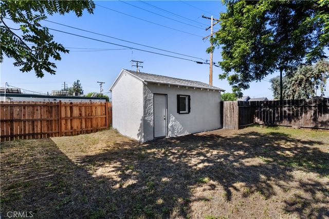 2131 1st, Bakersfield, CA 93304