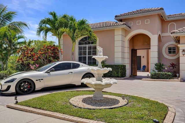 2933 E Fontana Court, Royal Palm Beach, FL 33411