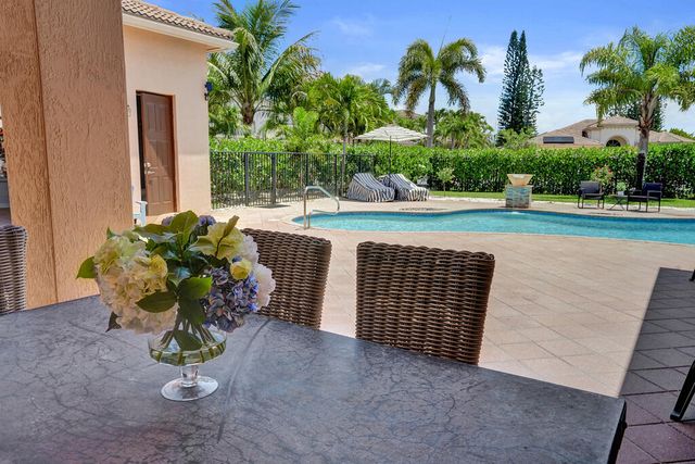 2933 E Fontana Court, Royal Palm Beach, FL 33411