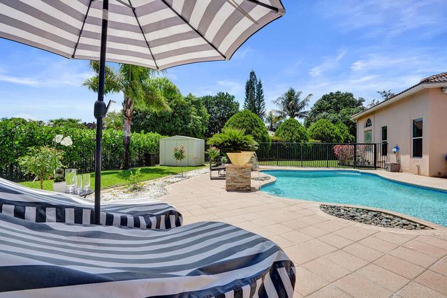 2933 E Fontana Court, Royal Palm Beach, FL 33411