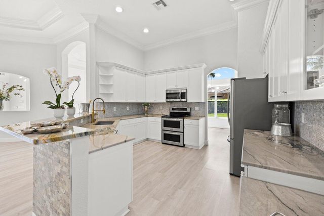2933 E Fontana Court, Royal Palm Beach, FL 33411