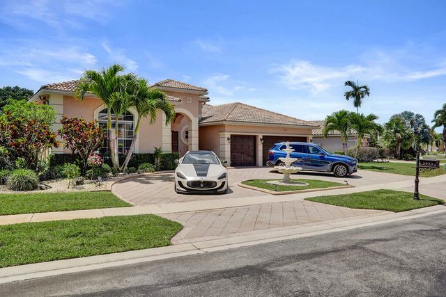 2933 E Fontana Court, Royal Palm Beach, FL 33411