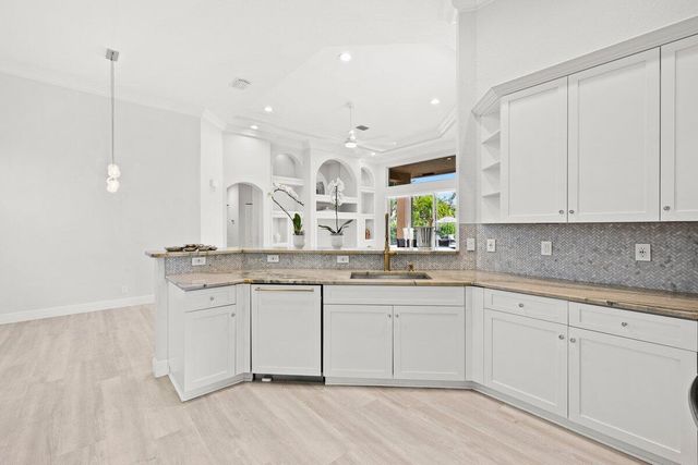 2933 E Fontana Court, Royal Palm Beach, FL 33411