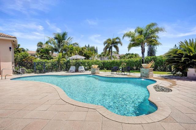 2933 E Fontana Court, Royal Palm Beach, FL 33411