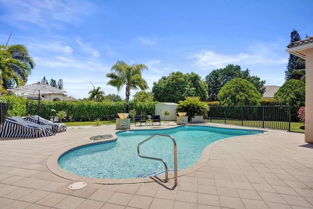 2933 E Fontana Court, Royal Palm Beach, FL 33411