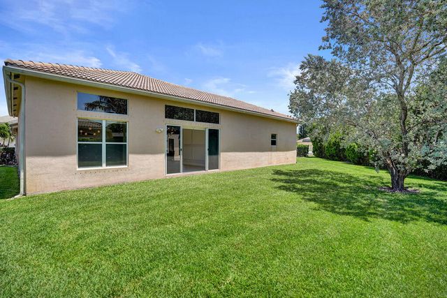 2933 E Fontana Court, Royal Palm Beach, FL 33411