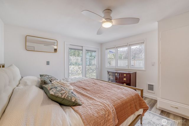 4034 NE 109th Street, Seattle, WA 98125