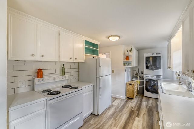 4034 NE 109th Street, Seattle, WA 98125