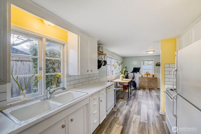 4034 NE 109th Street, Seattle, WA 98125