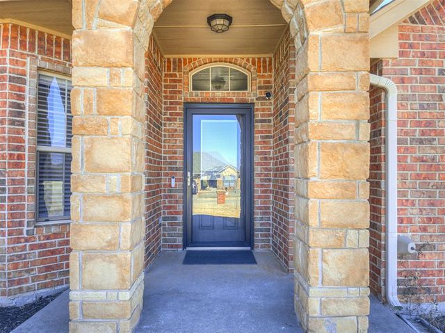12782 SE 19th Street, Choctaw, OK 73020